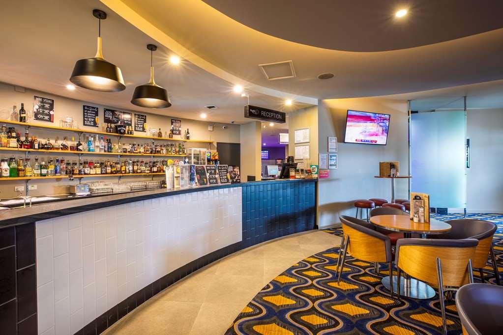 Nightcap At Carlyle Hotel Derwent Park Servicios foto